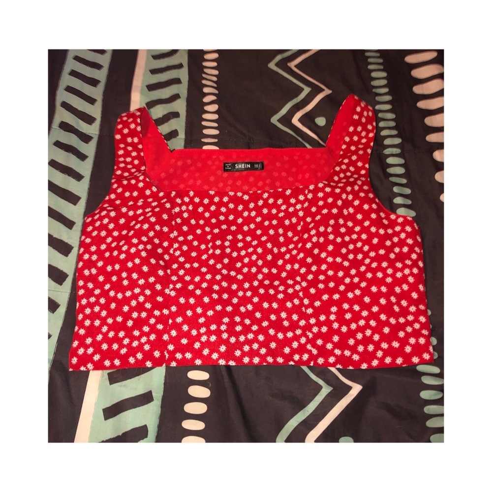 Red crop top